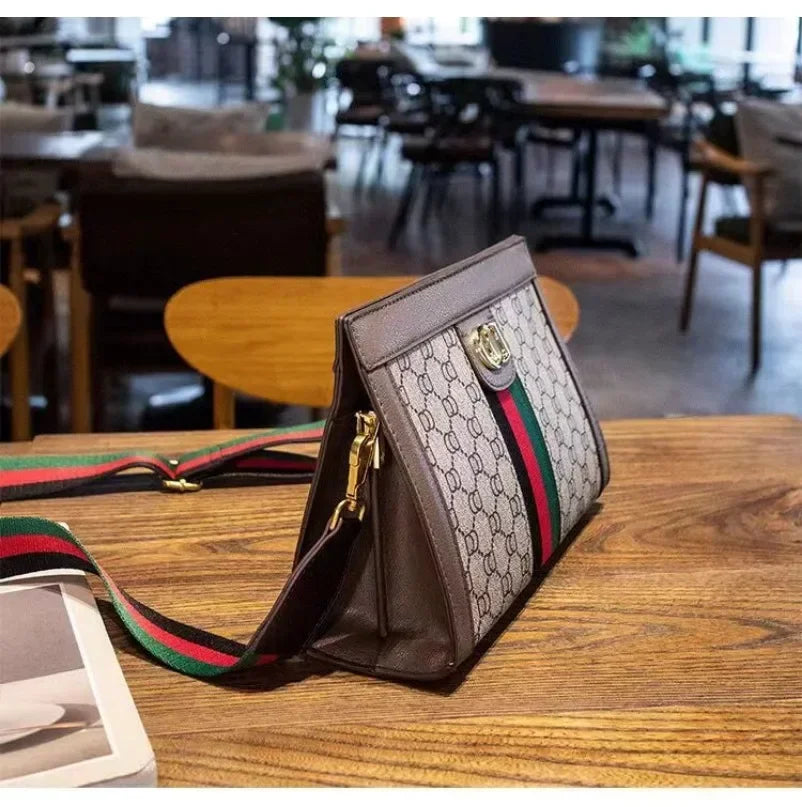 Classic Bag Wide Shoulder Strap High Quality Diagonal Bag Large Capacity Chain Shoulder Bags GB12