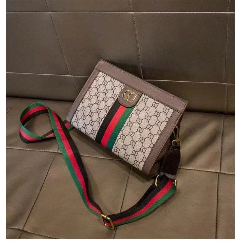 Classic Bag Wide Shoulder Strap High Quality Diagonal Bag Large Capacity Chain Shoulder Bags GB12